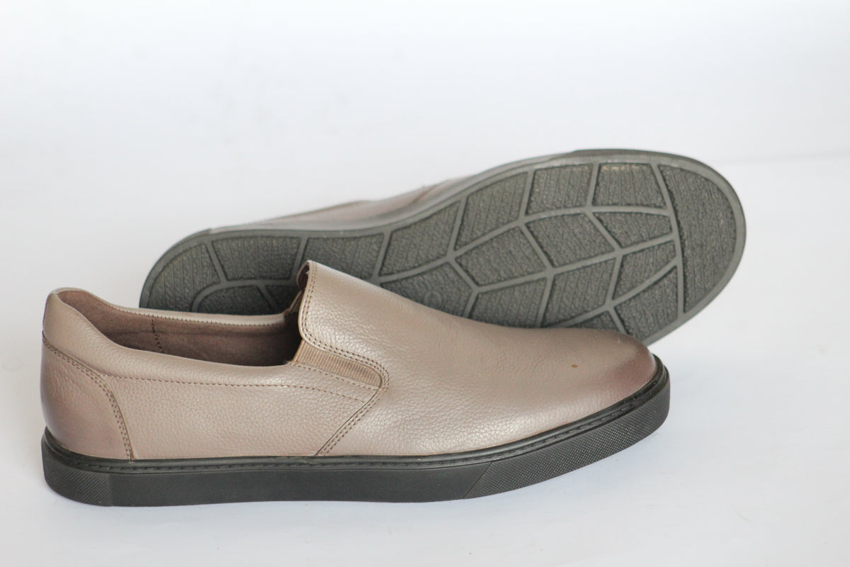 Lark & Finch Casual