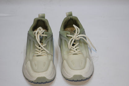 Green & White Sneaker